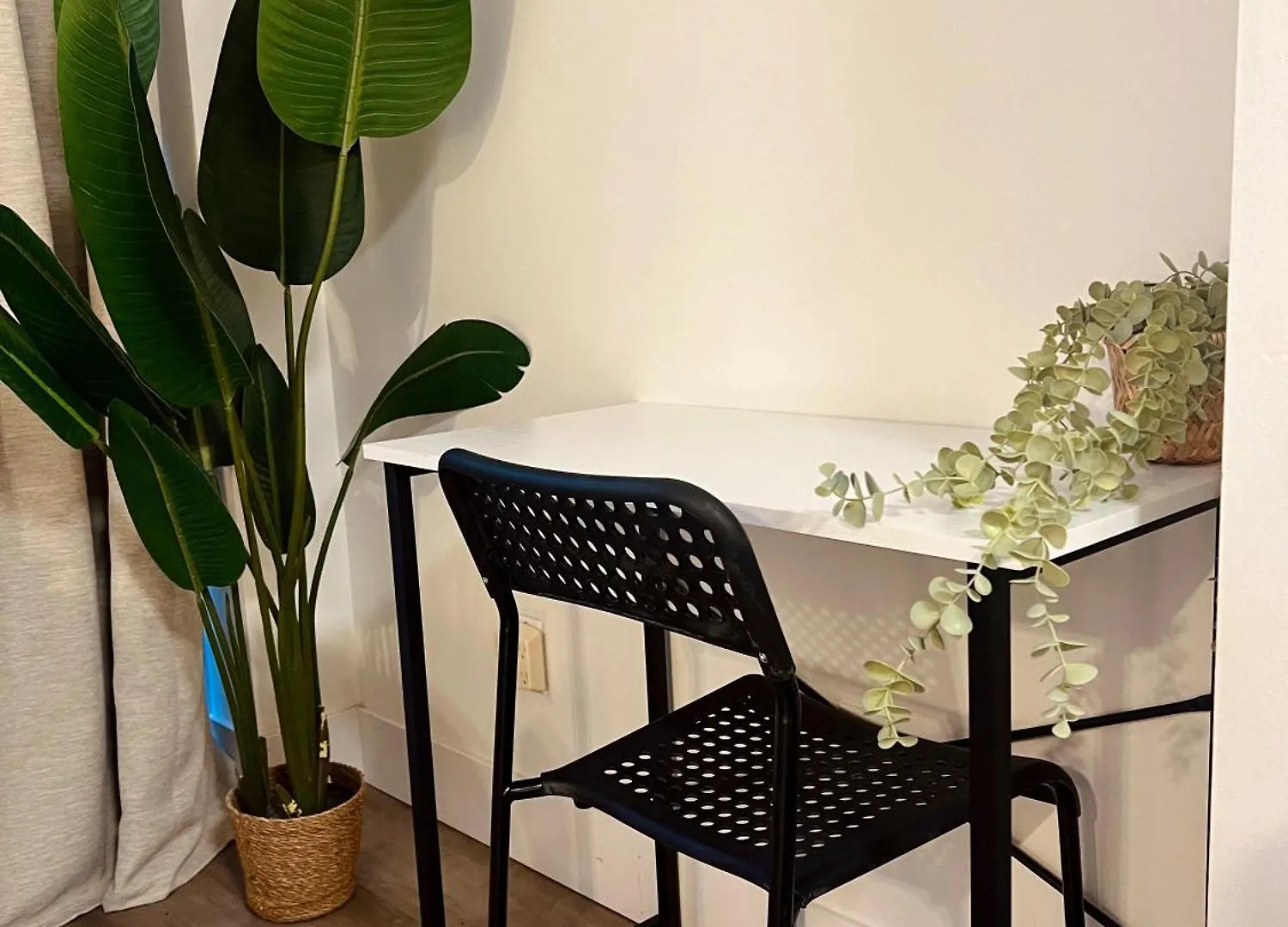 דירות וונקובר Stunning Skyline Views In A Cozy And Stylish Abode