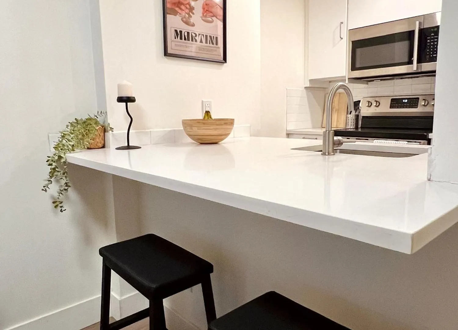 דירות וונקובר Stunning Skyline Views In A Cozy And Stylish Abode קנדה